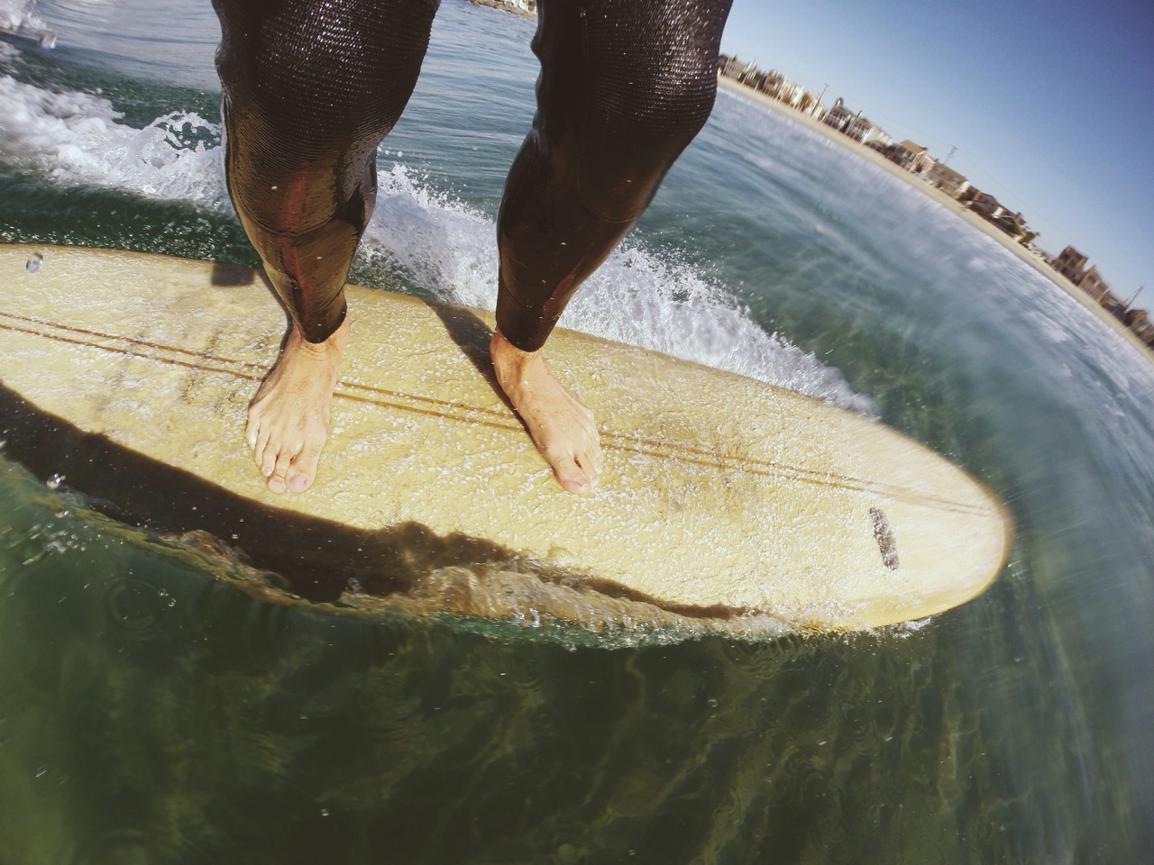 tenpiggiesover:  2 ft. &amp; Glassy 