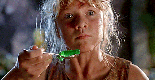 elizabeths-banks:We can discuss sexism in survival situations when I get back.Jurassic Park (1993, d