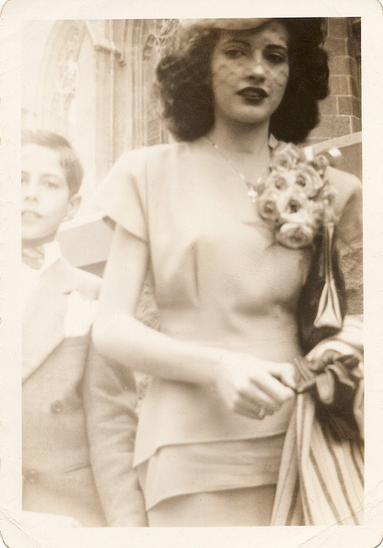 bigcityvintagenyc:“My Beautiful Mother in the Dresses that She Made”, Bronx, 1940s. This