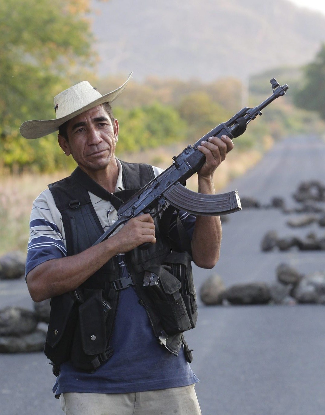dirty-gunz:  bikefreak:  fnhfal:  Mexican vigilantes  say what you will about them,