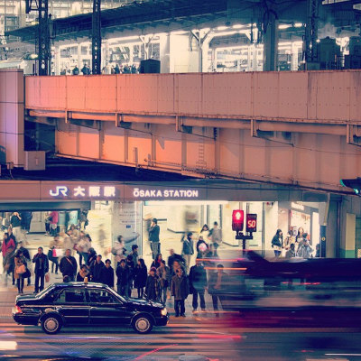 japanlove:
“December 2012 | Osaka Station (大坂駅) #osaka #wanderlust #pokpokandaway #japan #関西 #大坂 #JR #traffic #flow #kansai #travel (by Xin Li 88)
”