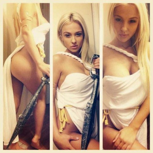 cutenudebikini:  Greek goddess