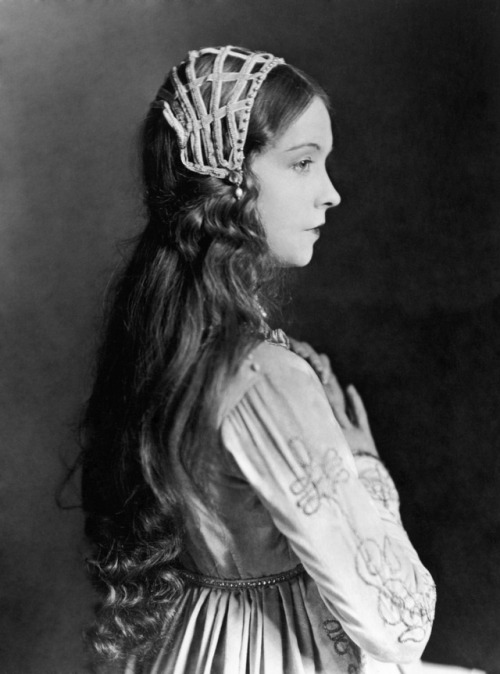 barcarole:Lillian Gish in Romola, 1924.