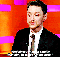 mcavoyclub:  How James McAvoy got a bruise for playing the punching game with Hugh