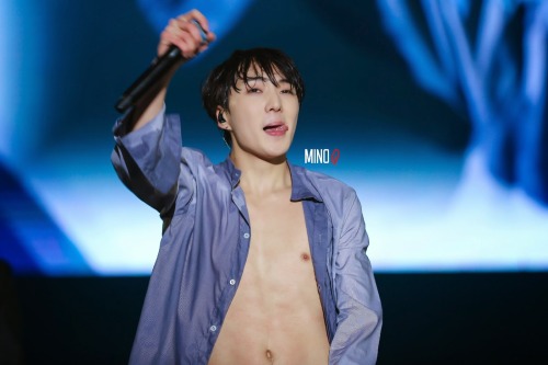 thekoreanbigbang:  150117 Seungyoon at WWIC 2015 in Shanghai DO NOT EDIT : Source: MINOQ_@weibo 