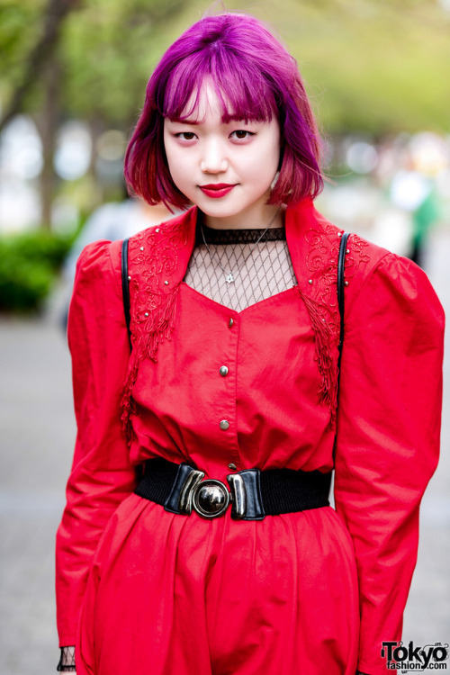 tokyo-fashion:  18-year-old students HayakaName and HikariName on the street near Bunka Fashion College in Tokyo wearing colorful vintage styles with items from Punk Cake Harajuku, Moschino, and WC Harajuku. Full Looks