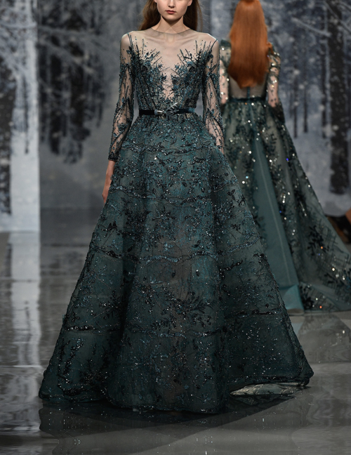acourtofcouture