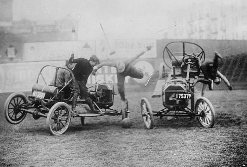 beebalmtraveler - A game of Auto Polo, 1910.