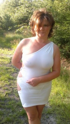 grannysexkittens:  Adult dates http://bit.ly/cummwithme