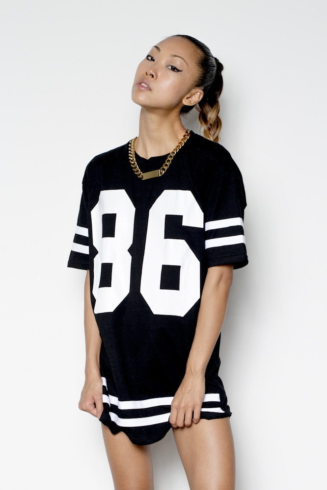 fvck-klass:  versace-class:  freshkings:  Stripes &amp; 86” Black T-shirt: Shop