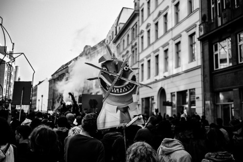 Protest march against the unscrupulous real estate “sharks” in Berlin and the insan