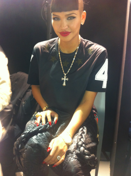 fashionpassionates:  GET THE LOOK! Get the tee here: 5 STAR TEE 