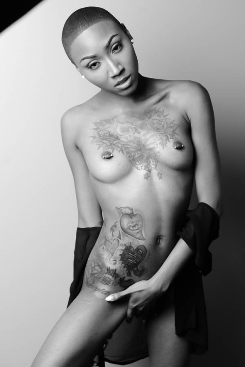 Porn photo jxnchuriki:  Naked Goddess Of Imaginary Light.