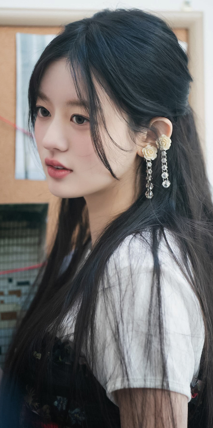 Minju Illit Lockscreens !