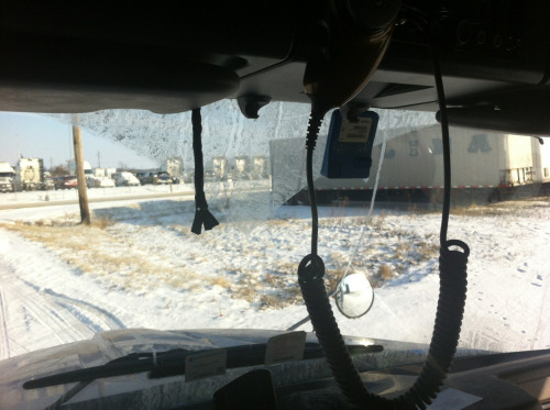 kinkygaybear:  bear-tum:3584 I am a Slut for Truckers!