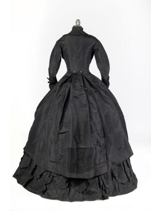 Dress ca. 1861-65From the Monmouth County Historical Association