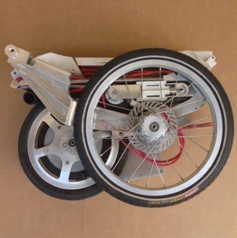 sixtensason:mooiefietsennicebikes:Very small folding bikebike intermodal