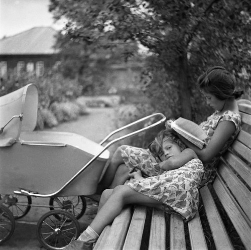 semioticapocalypse:  Erwin Volkov. Shushenskoe settlement, Krasnoyarsk region. 1950  [::SemAp FB || SemAp::]