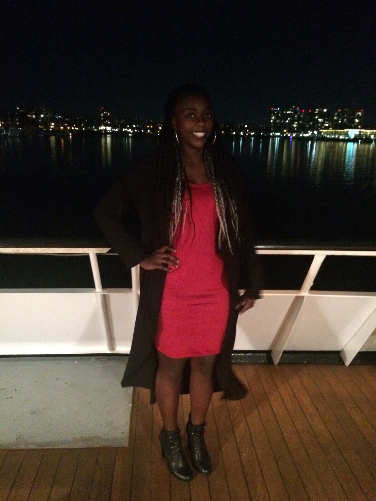 jakalovesyou41:  Everyone loves Chocolate 😍👅🍫👸🏿 Happy black out day!