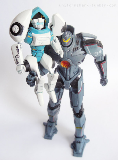 uniformshark:  Proud Robot Daddy