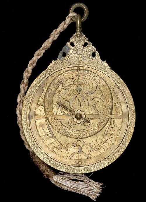 levantineviper: Old Arabic astrolabes. The front (left) and back (right) of each is pictured.  