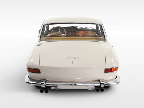 Pininfarina, Ferrari 330 GT, 2+2 series II, 1966. Via rmauctions.