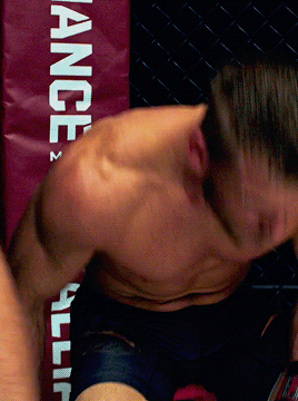 alphalewolf:Alan Ritchson | Above the Shadows (2019)