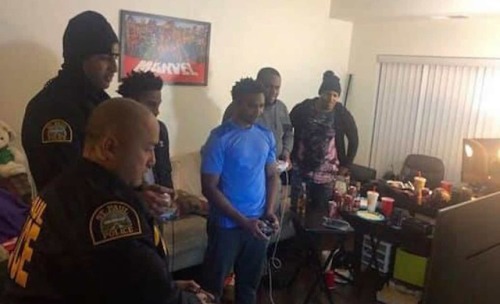 Minnesota&rsquo;s finest responding to noise complaint ends in epic Super Smash Brothers competi