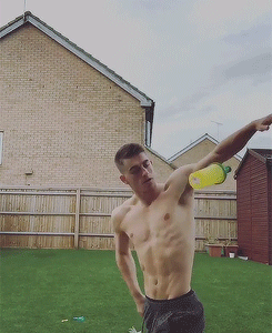 hotmengifs:    Max Antony Whitlock’s instagram video, as requested.  
