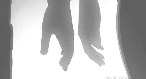 justsaiyajinlittle:  Every little just wants to hold their daddy’s hand. 