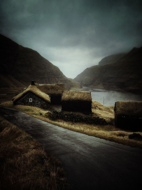 asylum-art:Faroe Islands Photography by Julian Calverleyon BehanceAs part of a Land Rover campaign, Julian Calverley  spent few days on Faroe Islands and captured images of its  breathtaking, dark and mysterious landscapes with an Iphone. A wonderful