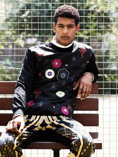 model-hommes:Tidiou M’Baye for Zoo magazine. PH: Nik Hartley.