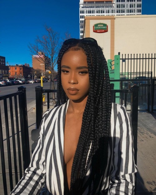 womenofwildwildwestafrica:IG: thephanbee
