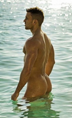 jockbeach:  http://jockbeach.tumblr.com