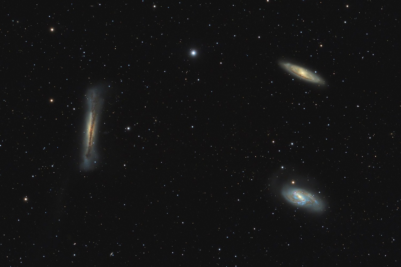 the-universe-njo:Leo Triplet
