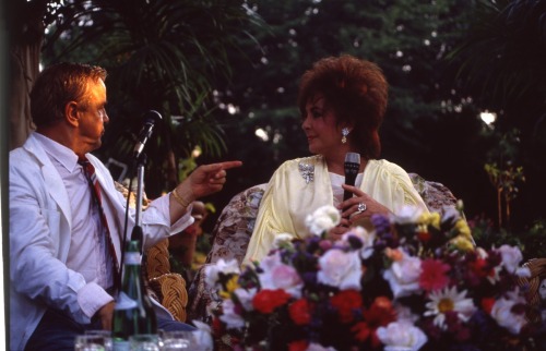 Good old friends: Elizabeth Taylor & Franco Zeffirelli