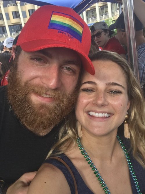 anzekopistar:Life goal, have Braden Holtby love my Pride hat so much that he asks for it