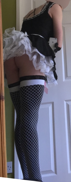 megancxd:  Having a go at a maid outfit! Think I need to improve my photography setup too :/ 