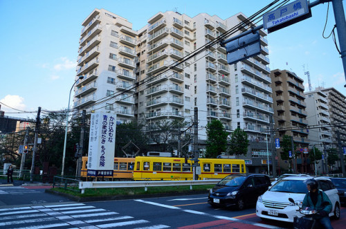 Toei 7000 Series Streetcars Passing Each Other at Takato-bashi Intersection 3 by ykanazawa1999 on Fl