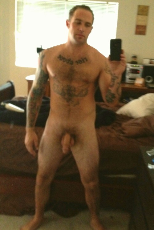 bears-haunts-n-taunts:  Wanna see more?? Follow Me! Submit pics and videos for consideration to be featured on my blog to piglatin33@yahoo.com!🐾 🐻🔞🔞🐻The Bear’s Den🔞🐻🐻 🔞 🐾