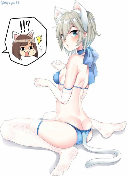 getyournekoshere:  Follow for more cute cat girls <3