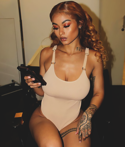 atelierdemuse:Instagram: AtelierDeMuse