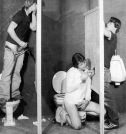 4Cumlovers:  Vintage Gloryhole Fun