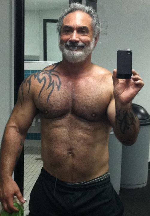 planesdrifter:  Follow planesdrifter: trueTHAT if you’re an admirer of older, hairy