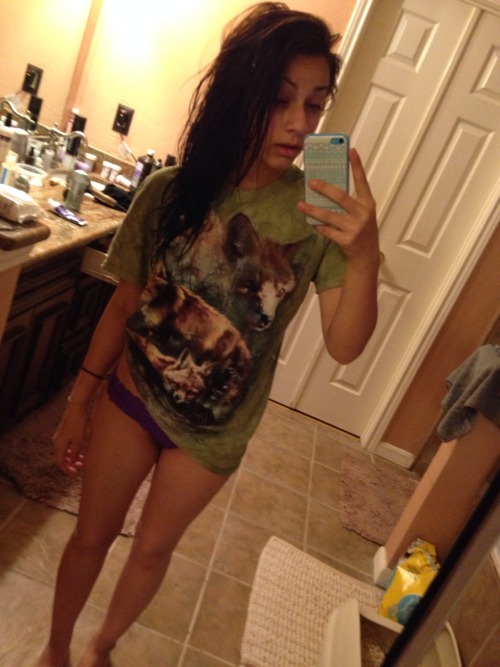 maaritime:  ů walmart shirt lmao