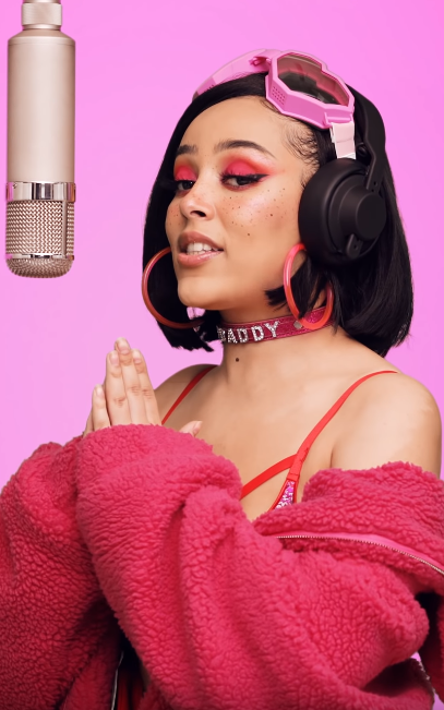 Porn naviilleraa:  Doja Cat - Juicy | A COLORS photos