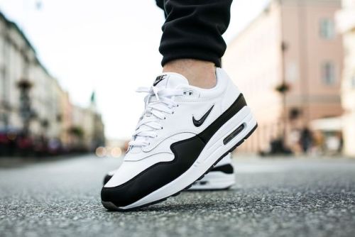 Nike Air Max 1 Premium SC Jewel &ldquo;White/Black&rdquo; Right now for:  ≈ 100 U