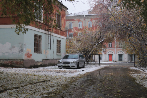 Guess what? We’ve had the first snow!But it’s melted already.