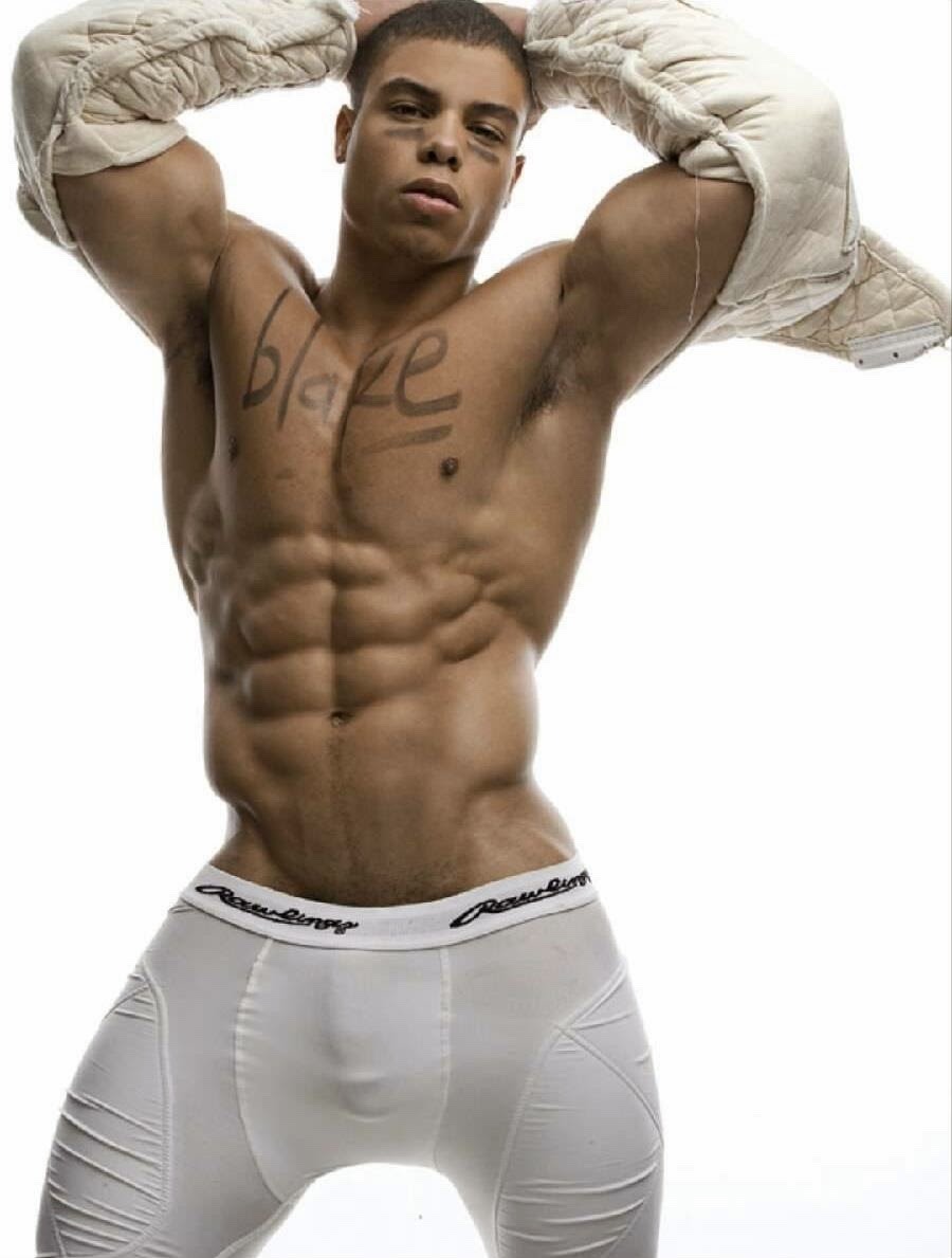 dominicanblackboy:  Cute and sexy fat gorgeous  muscle ass Blake Sciortino wit a