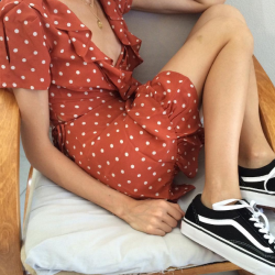 monchichitamberine:  clairescountrykitchen:  cummingshawk:  Sweet shoes @clairescountrykitchen  And down her top …  Polka Dots ❤